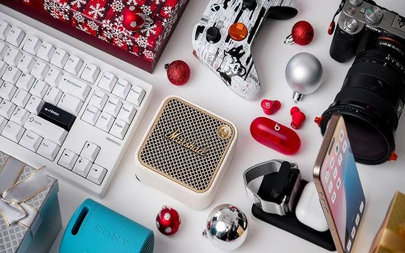 هدایای دیجیتالی برای کادو روز معلم زن