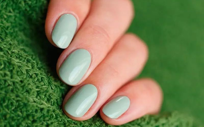 ژلیش ناخن تابستانی به رنگ سبز