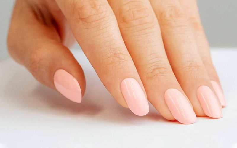 طرح ناخن دخترانه با ژلیش هلویی