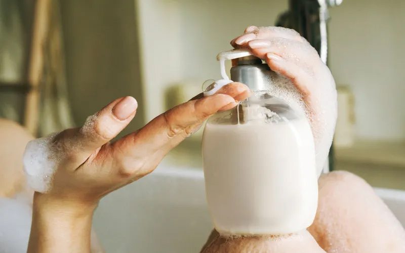 خرید-ژل-بهداشتی-بانوان
