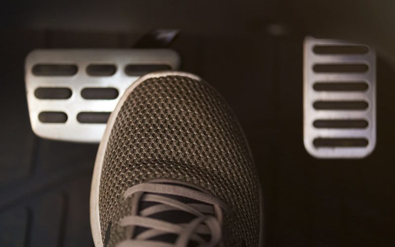 عملکرد نامناسب پدال ترمز؛ هشدار تعویض لنت