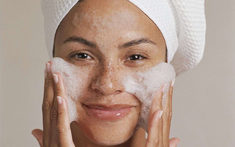 پاکیزگی؛ شرط سلامت پوست در تابستان
