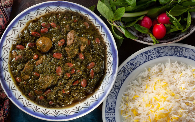 خورش قورمه‌سبزی برای نذری محرم