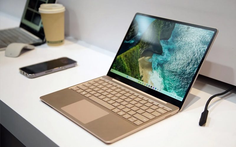 بهترین لپ تاپ سرفیس مدل Surface Laptop Go ۳ 