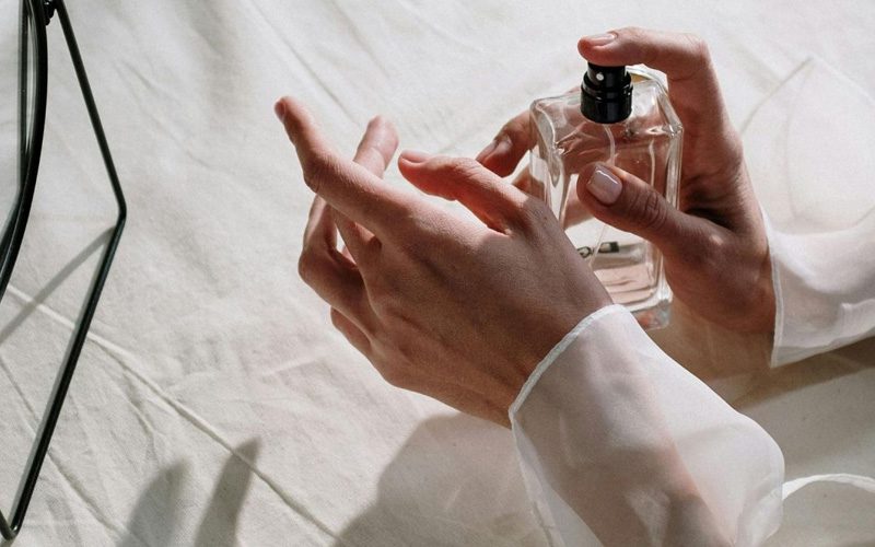 نکات افزایش ماندگاری عطر