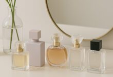 انواع عطر: راهنمای کامل برای انتخاب رایحه مناسب شما