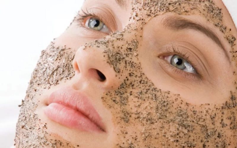 لایه‌برداری پوست چیست؟