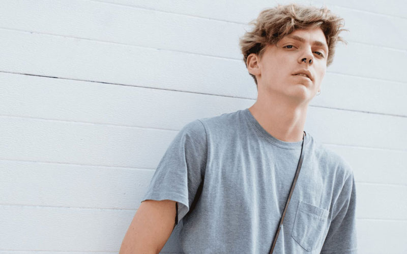 مدل موی بافت‌دار کلاسیک (Classic Textured Cut)