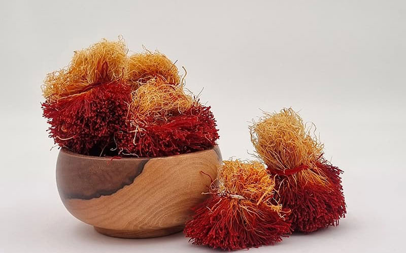 زعفران دسته (دخترپیچ)