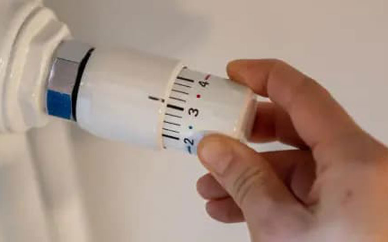 بسته بودن شیرهای رادیاتور