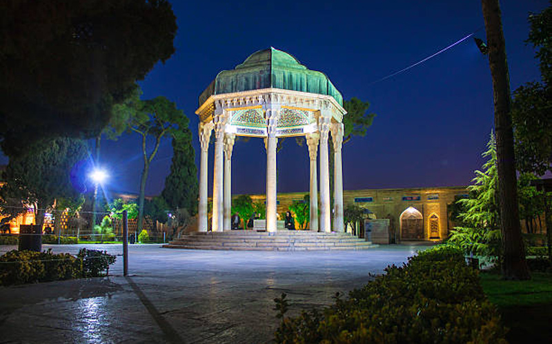 فلسفه فال حافظ شب یلدا